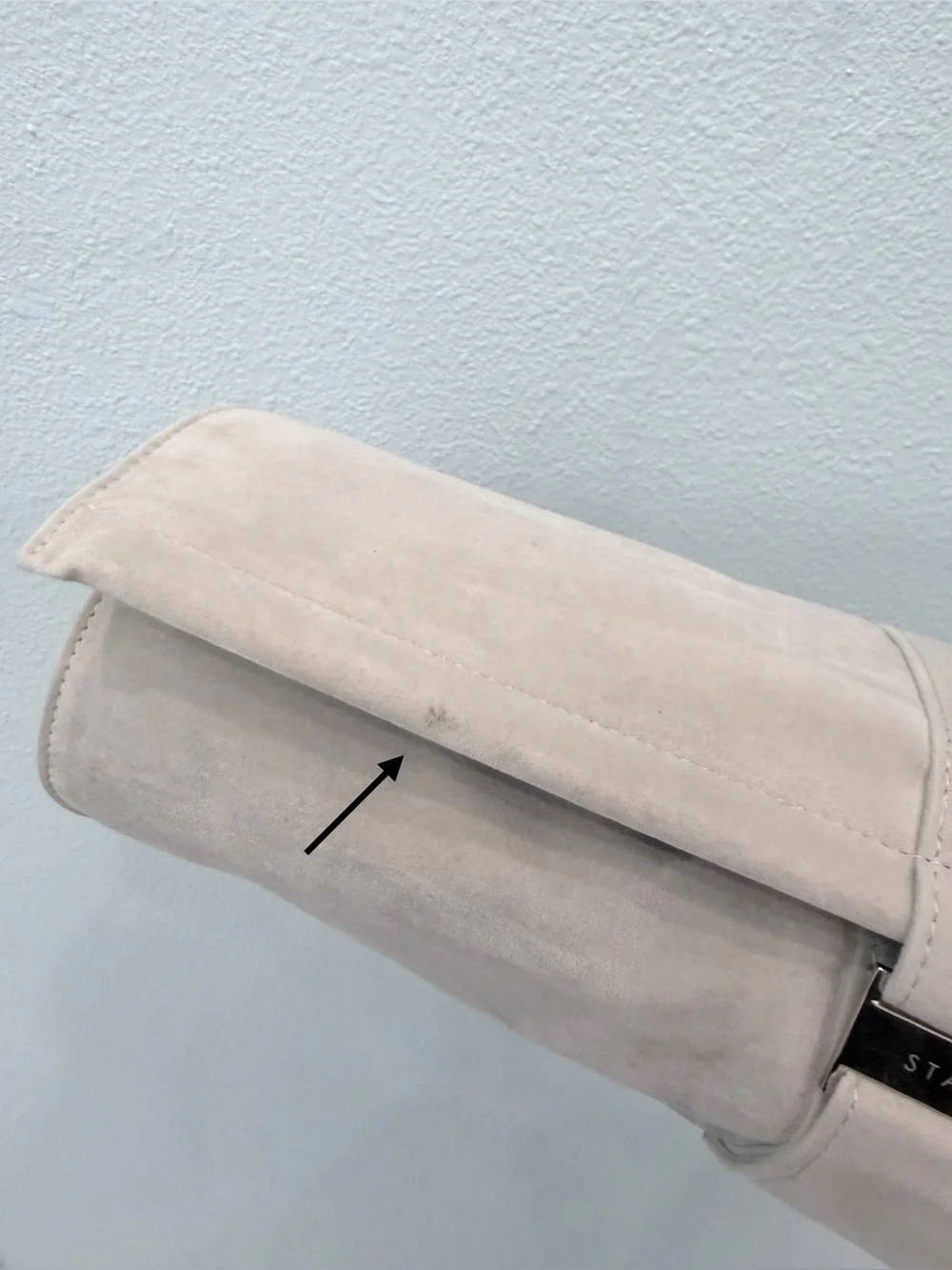 Stackers by LC Designs Hanging Jewelry Organizer Roll Taupe Suede